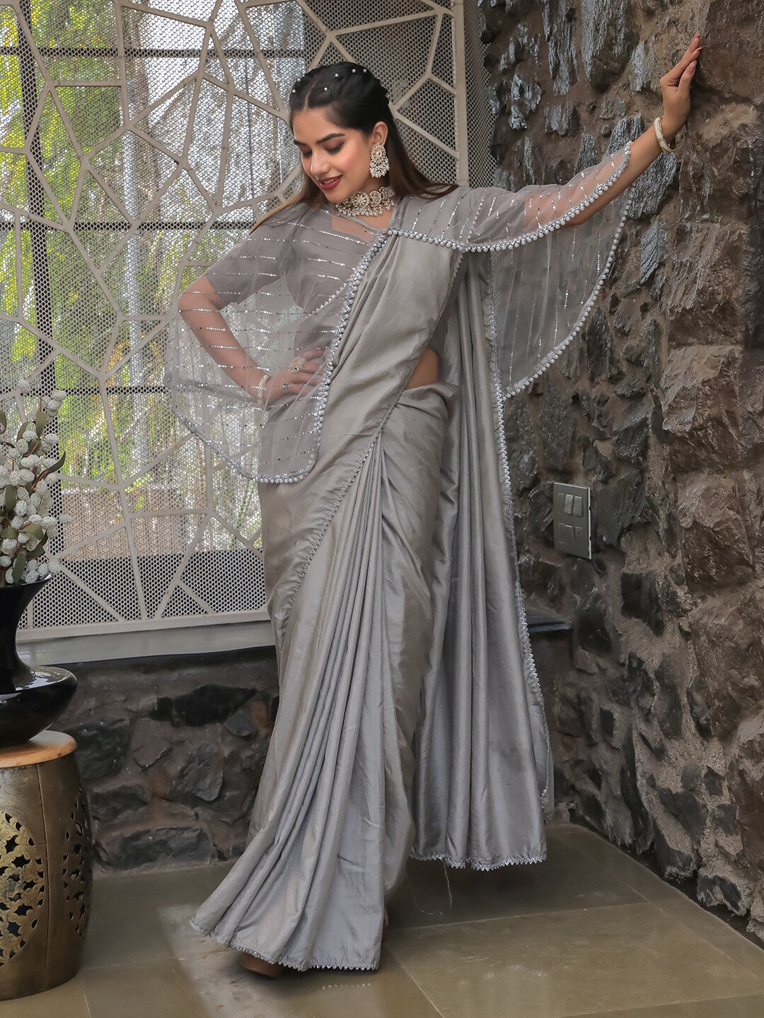 Tikhi Imli Embellished Border Sequinned Saree With Cape - Distacart