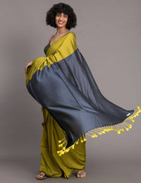 Thumbnail for Suta Green Blue Colourblocked Cotton Blend Saree - Distacart