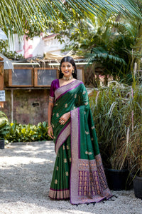 Thumbnail for Vishnu Weaves Women's Green Tussar Silk Zari Woven Saree with Blouse - Distacart