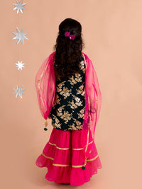 Thumbnail for Girls Floral Printed Panelled Kurti With Skirt With Dupatta - Mini Marvels - Distacart