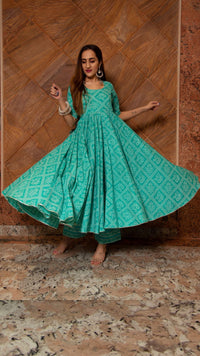 Thumbnail for Pomcha Jaipur Bandhej Tiffany Blue Cotton Anarkali Set - Distacart
