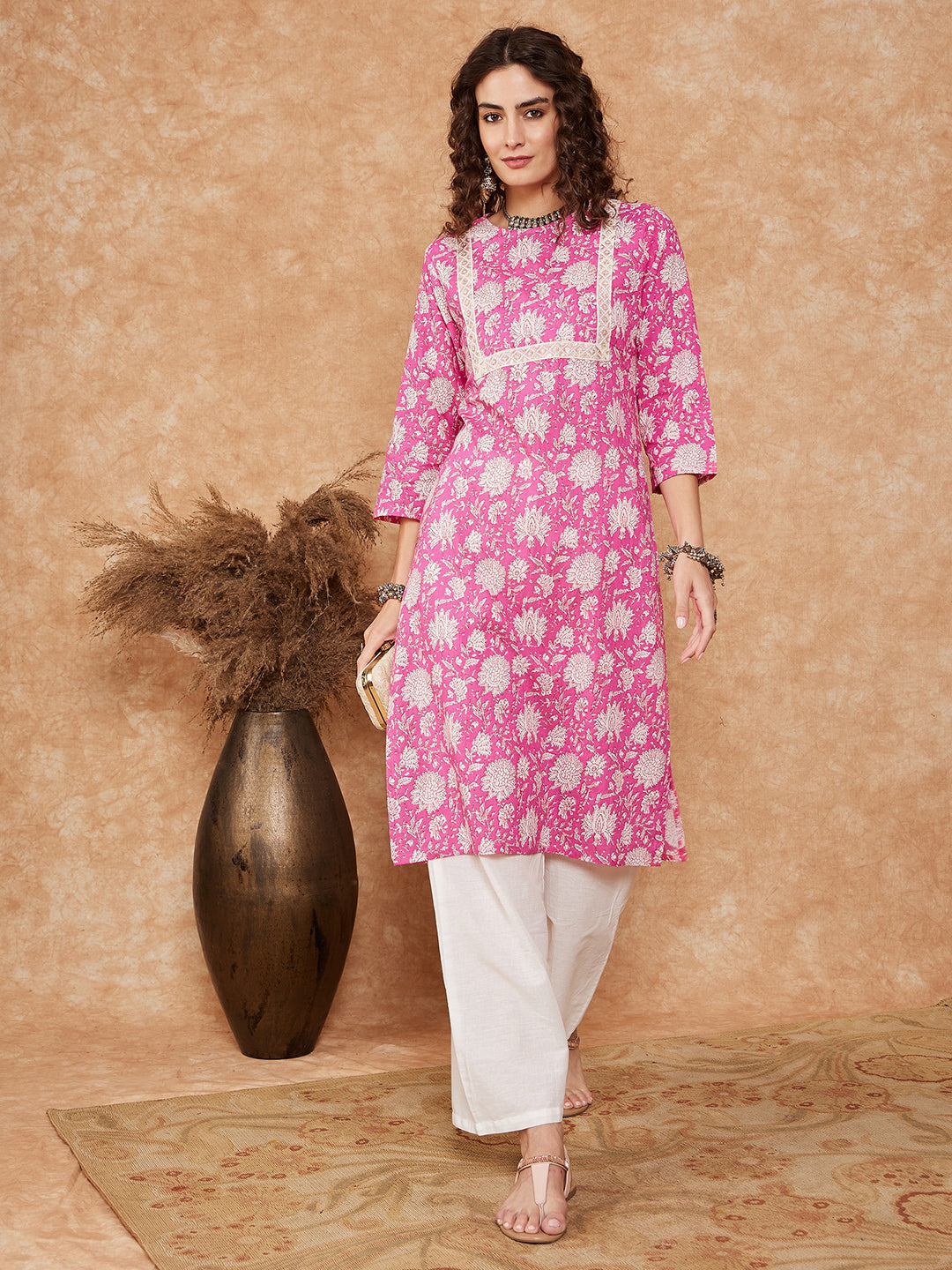 InWeave Women's Pink White Floral Square Lace Work Straight Kurta - Distacart