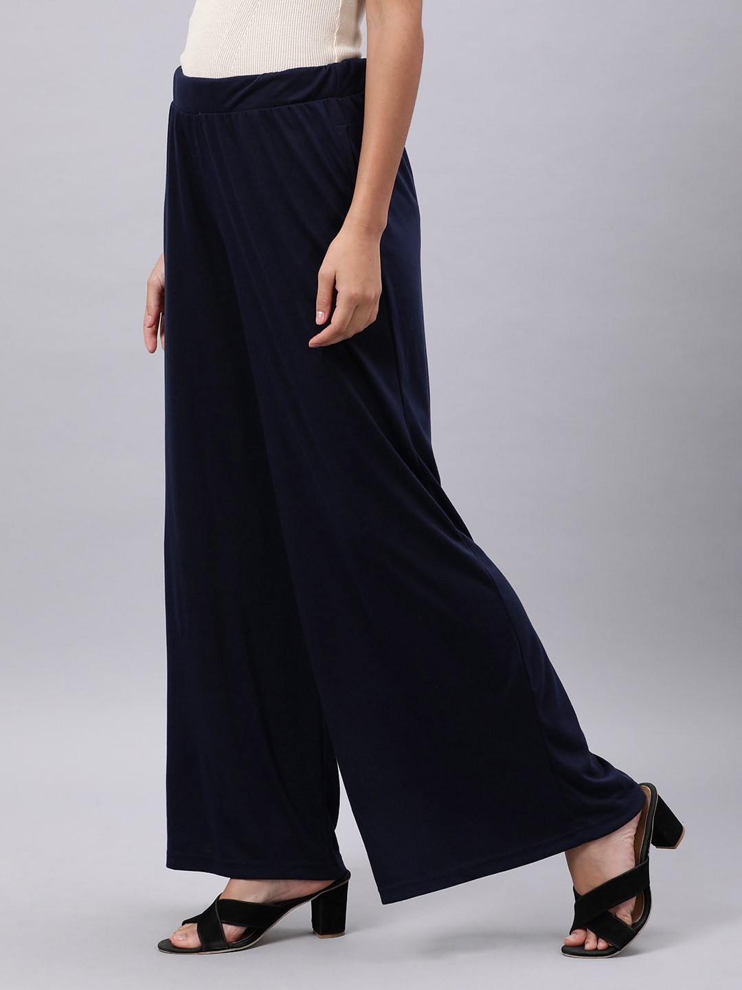 Souchii Women Blue Knitted Palazzos - Distacart