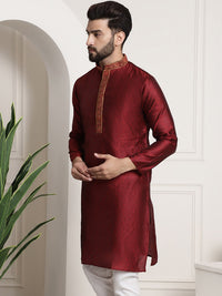 Thumbnail for Sojanya Men Red Embroidered Straight Kurta - Distacart