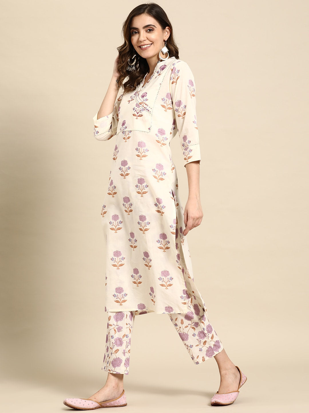 Sangria Women Floral Printed Regular Sequinned Pure Cotton Kurta with Trousers - Distacart