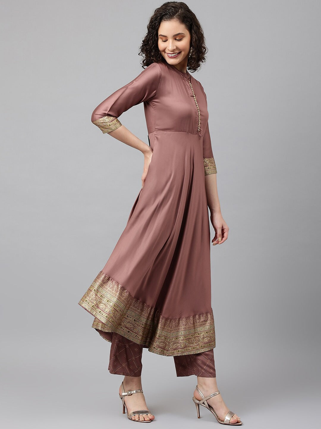 Khushal K Ethnic Motifs Kurta with Trousers & With Dupatta - Distacart