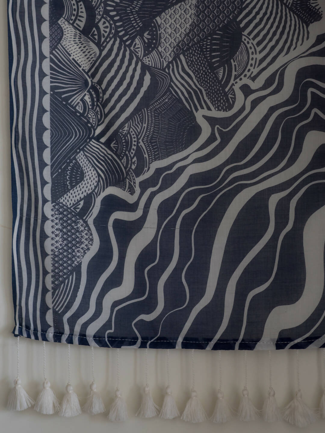 Suta Blue Abstract Pure Cotton Saree - Distacart