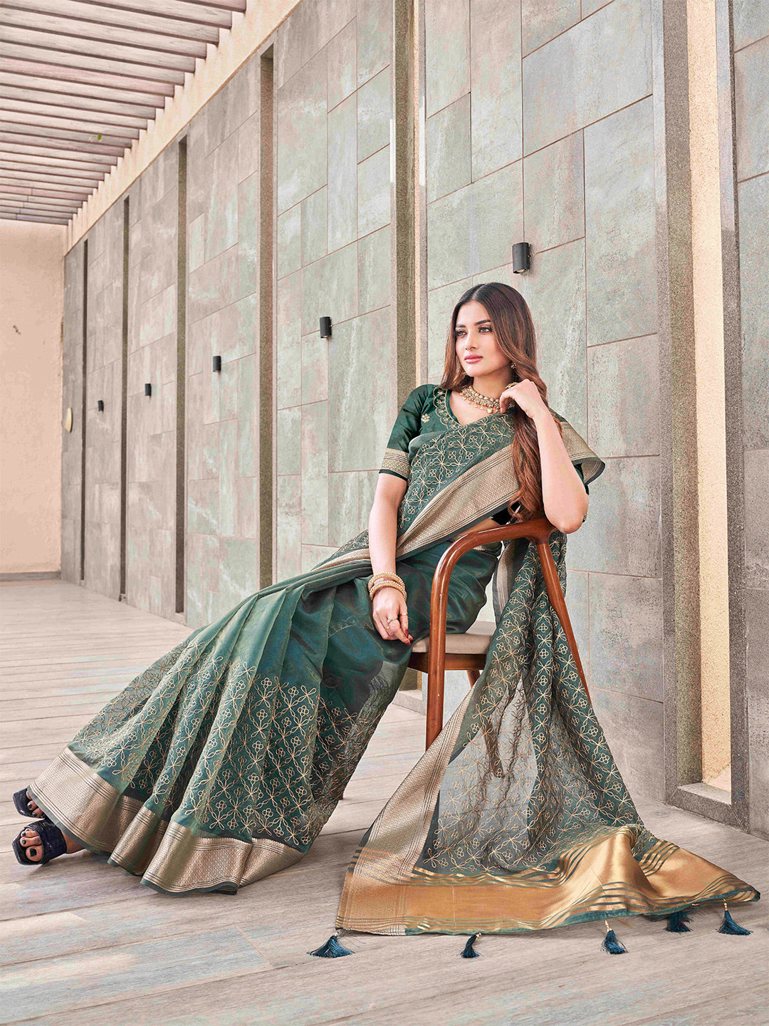 Tikhi Imli Olive Floral Embroidered Zari Organza Saree - Distacart