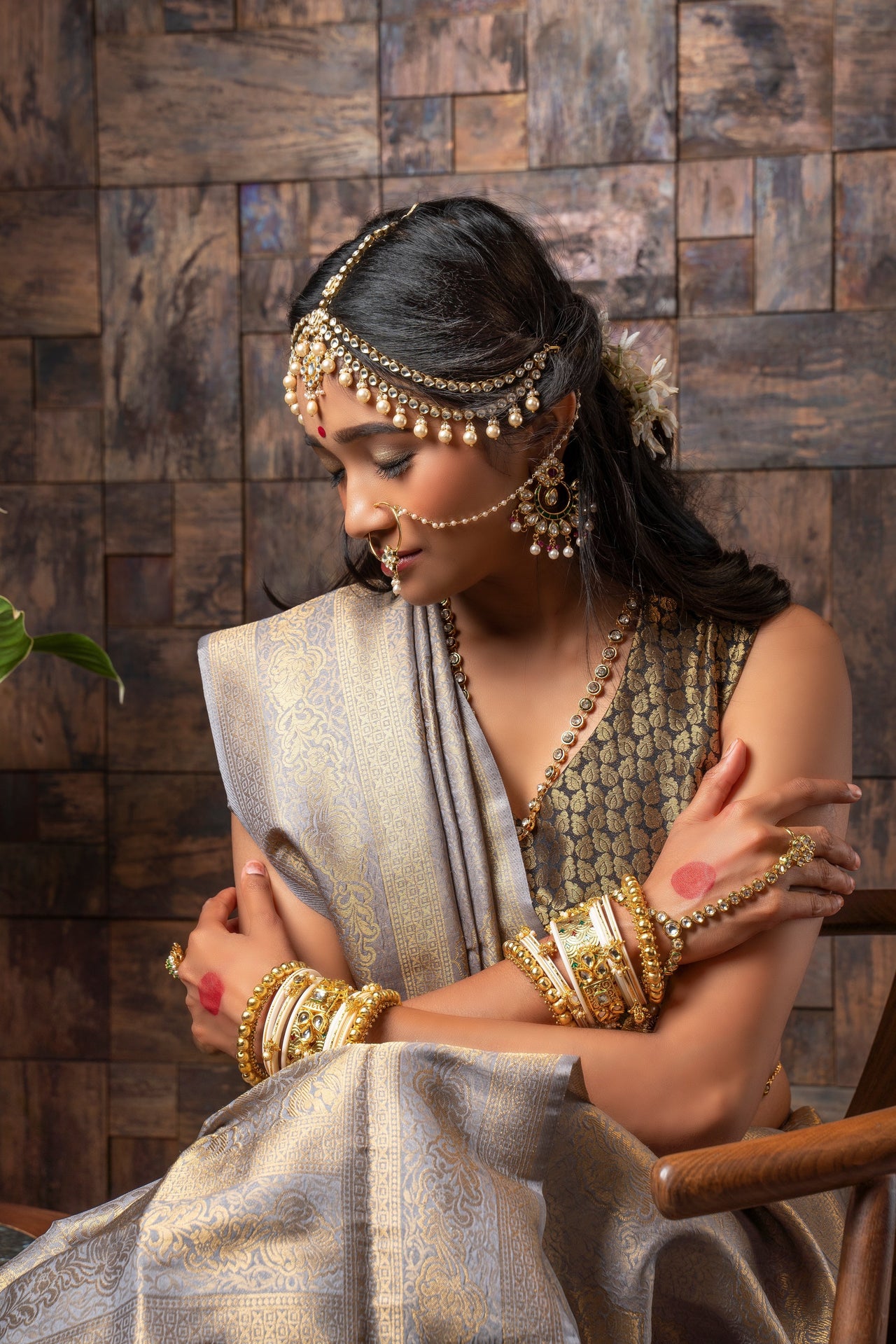 Vardha Seal Grey Golden Zari Kanjeevaram Silk Saree