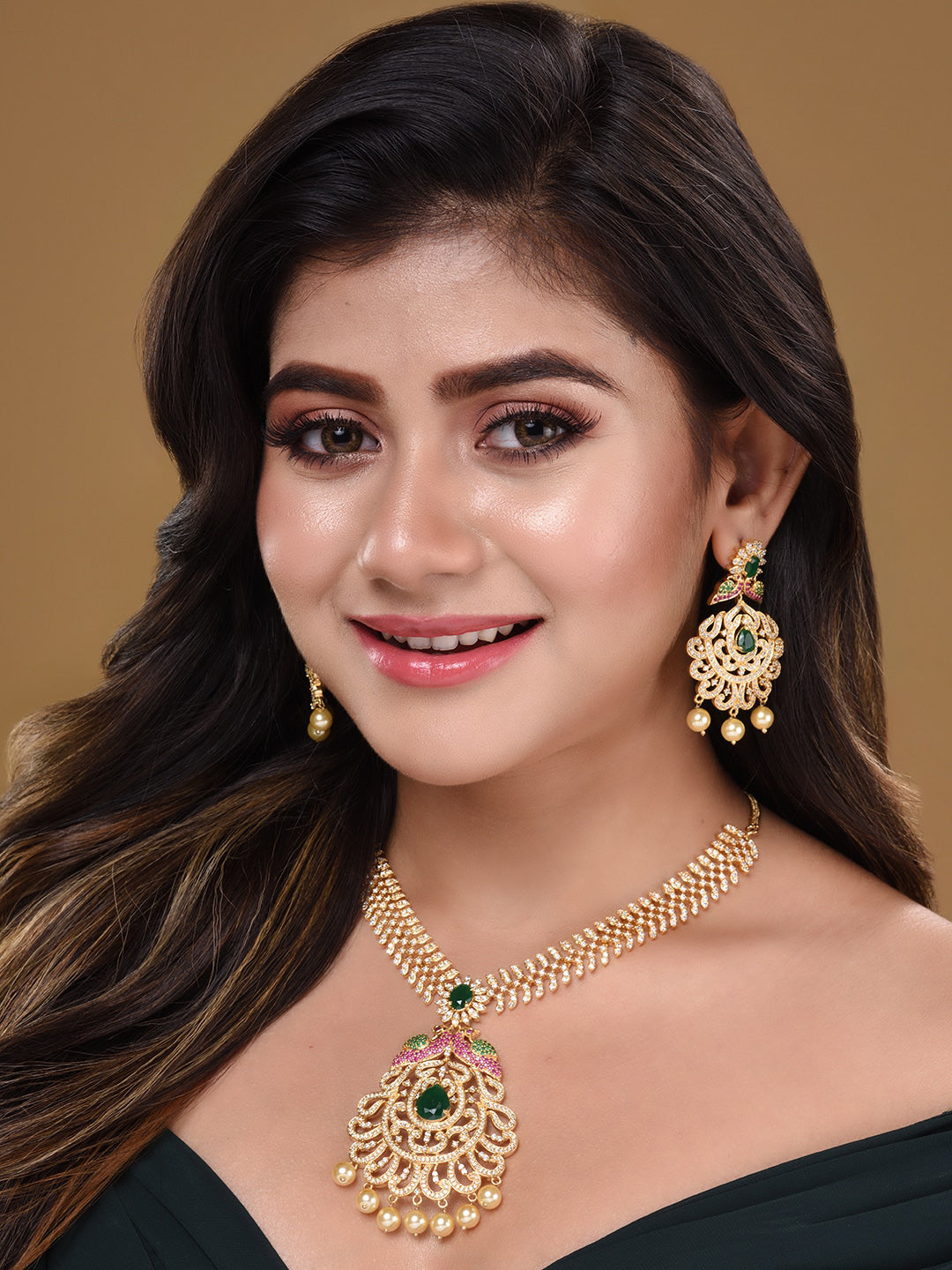 Saraf RS Jewellery Women Gold and Green Gold-Plated Jewellery Set - Distacart