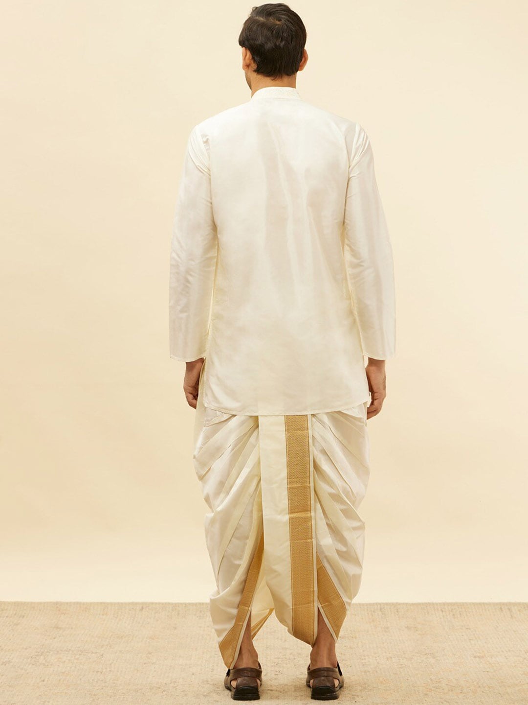 Manyavar Mandarin Collar Regular Pure Silk Kurta With Dhoti Pants & Dupatta - Distacart
