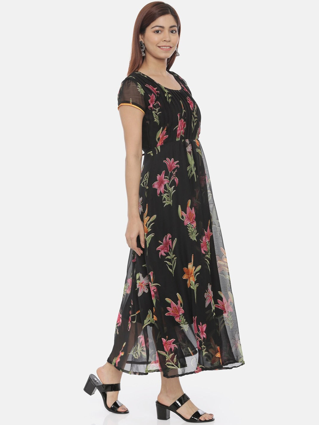 Souchii Women Black Printed Fit and Flare Dress - Distacart