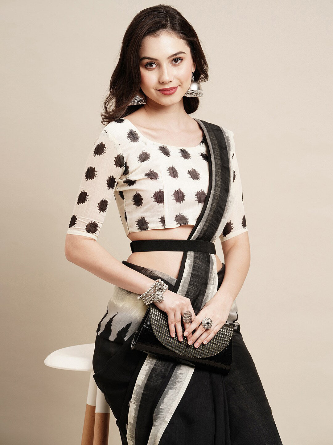 Saree Mall Black & White Pure Cotton Saree - Distacart