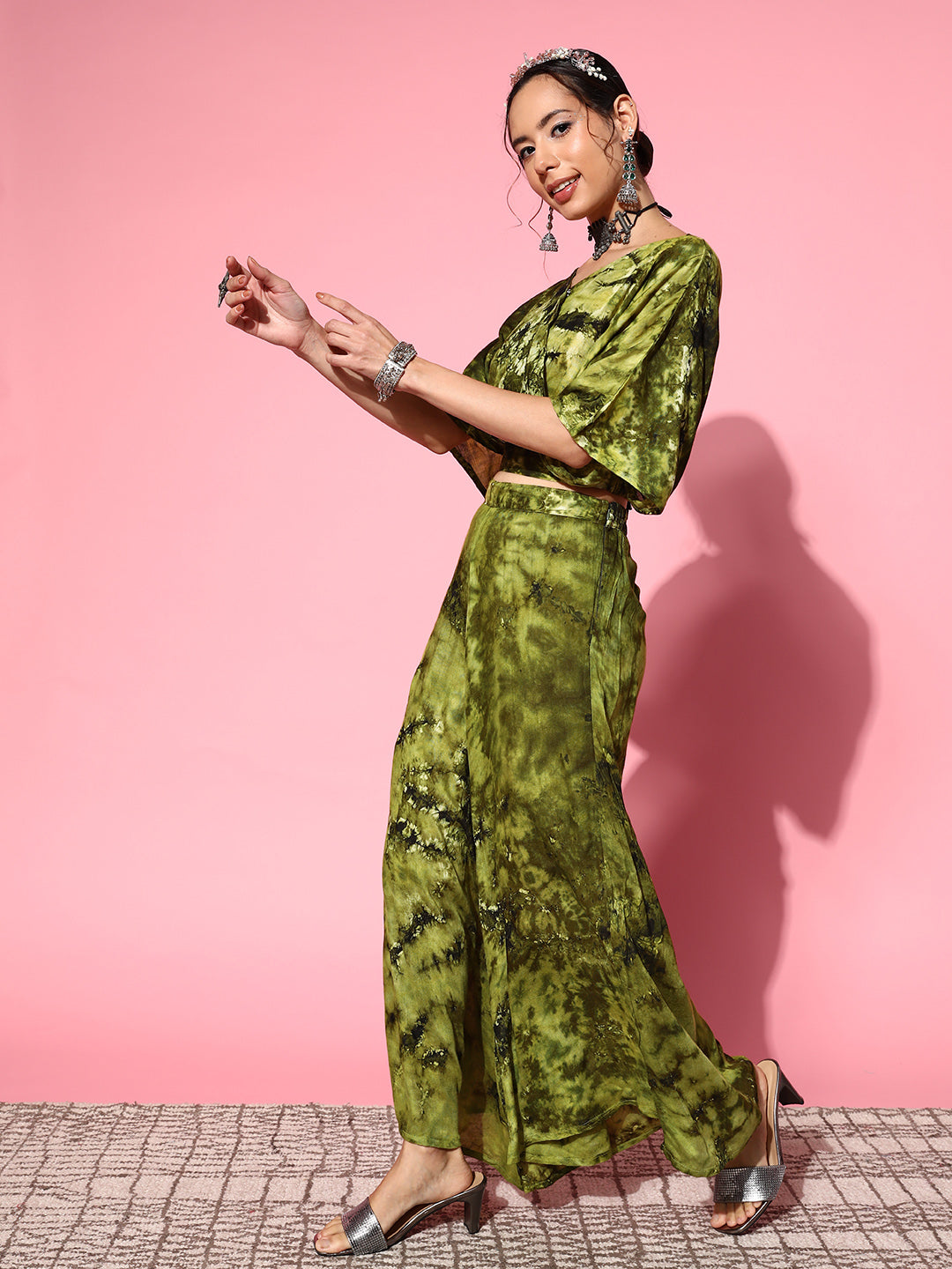 InWeave Women's Olive Tie And Dye New Neckline Top Culottes Set - Distacart