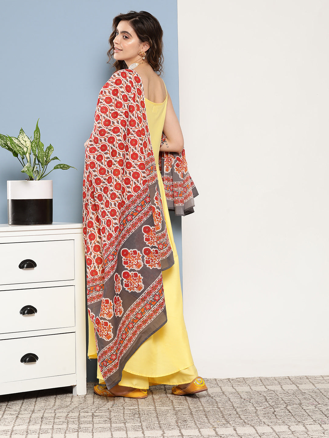InWeave Women's Light Yellow Ray Strappy Set With Orange Floral Cotton Dupatta - Distacart