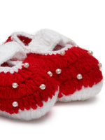 Thumbnail for Chutput Kids Woollen Hand Knitted Self Desgin Detailed Booties - Red - Distacart
