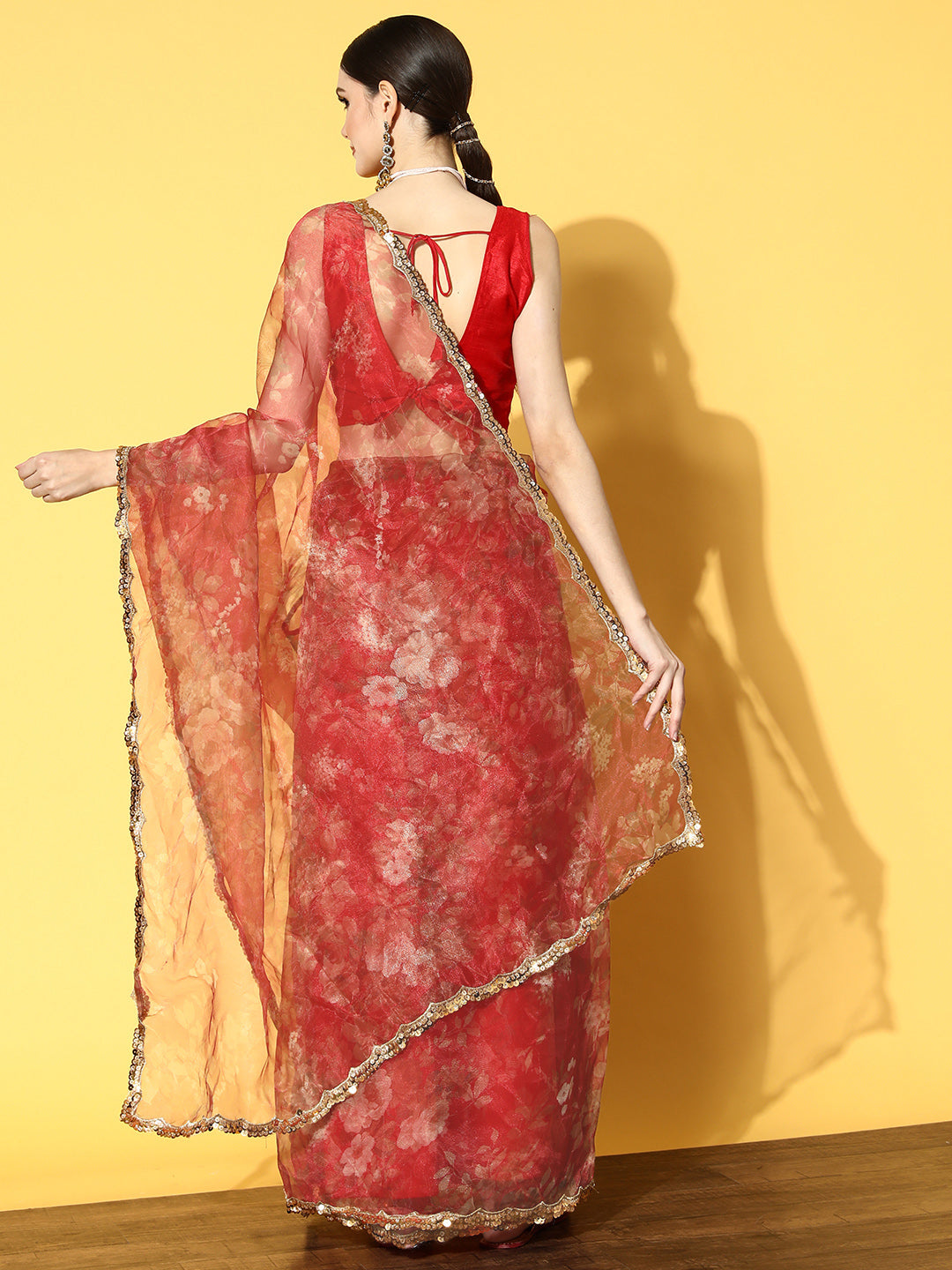 Tikhi Imli Red Floral Sequinned Organza Saree - Distacart
