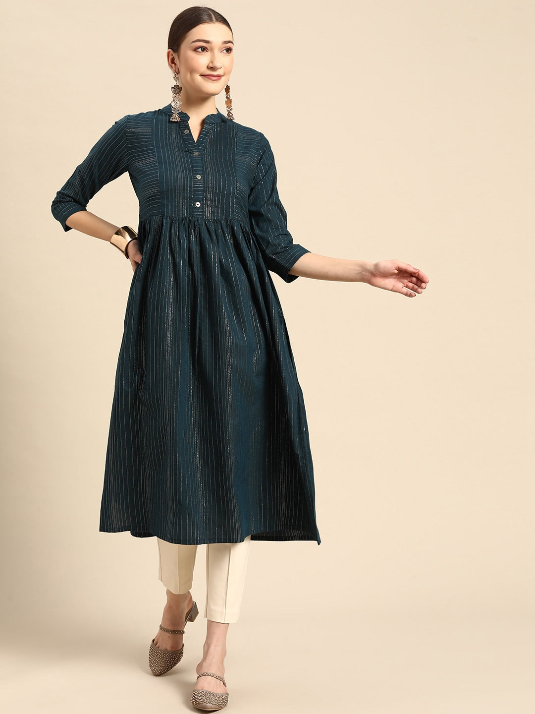 Sangria Women Navy Blue Striped Kurta - Distacart