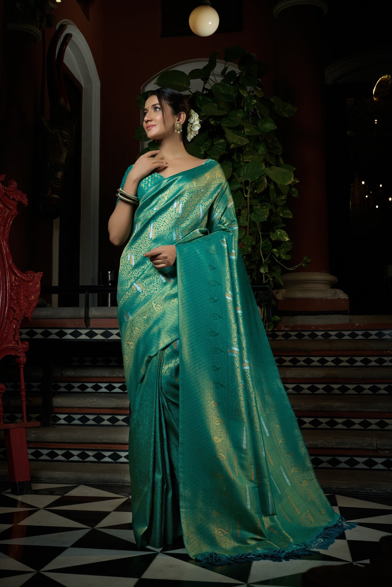 Vardha Pacific Blue Copper-Silver Zari Kanjeevaram Silk Saree