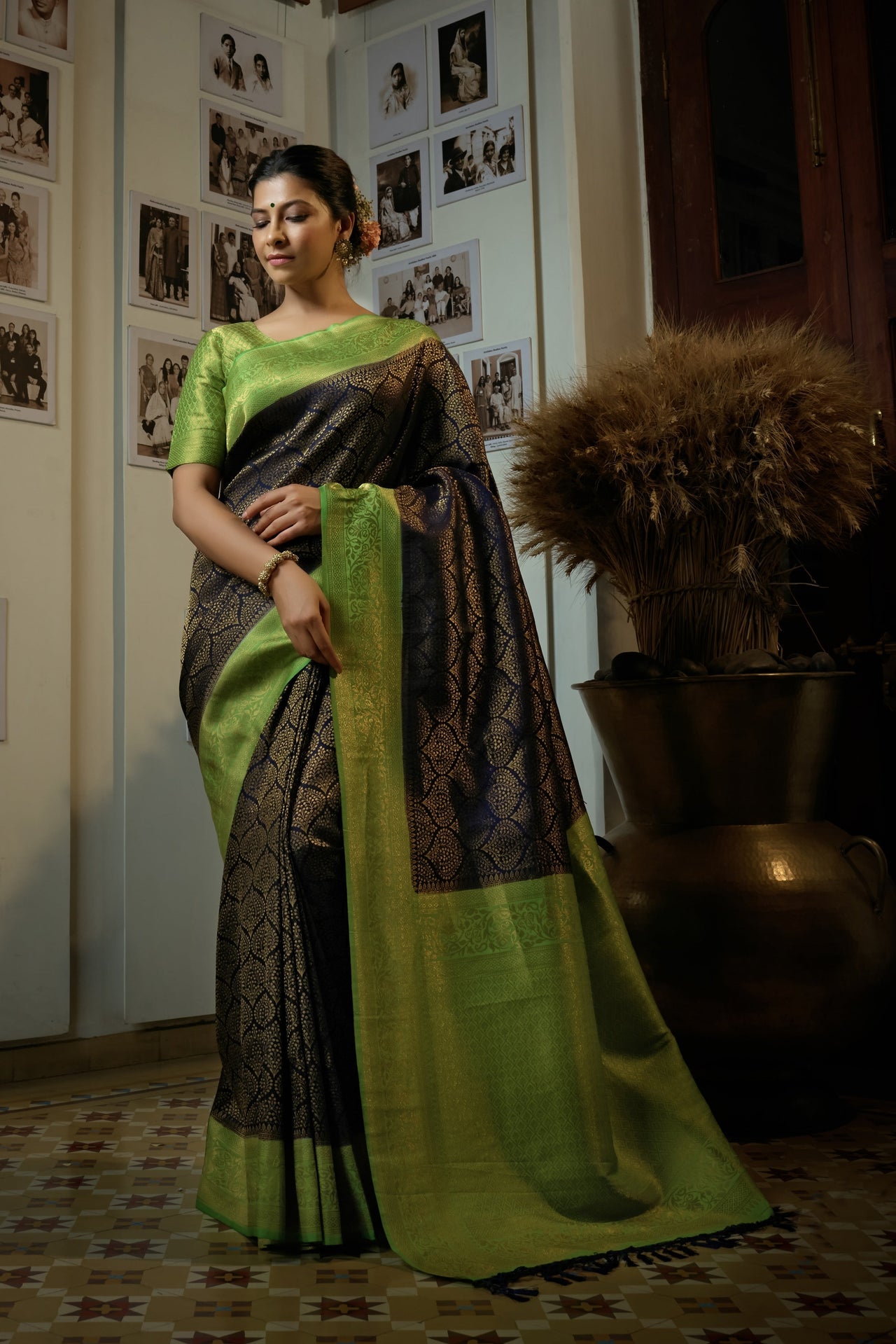 Vardha Beautiful Oxford Blue Golden Zari Kanjeevaram Silk Saree