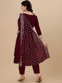 Thumbnail for HERE&NOW Maroon & White Gotta Patti Kurta with Trousers & Dupatta - Distacart