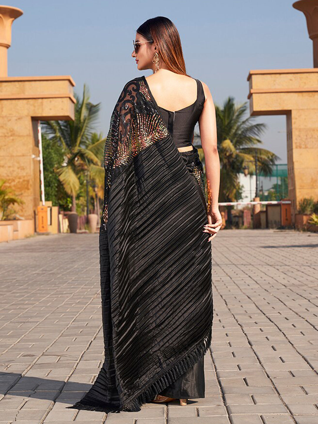 Tikhi Imli Sequinned Satin Saree - Distacart