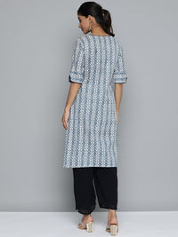 Thumbnail for HERE&NOW Printed Wrap Designed Layered Kurta - Distacart
