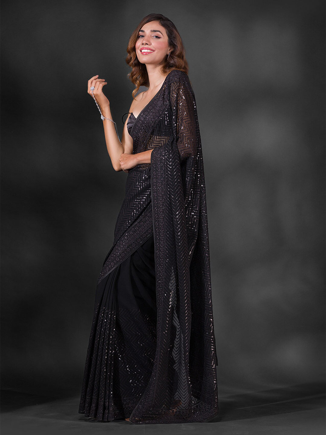 Koskii Embellished Sequinned Saree - Distacart