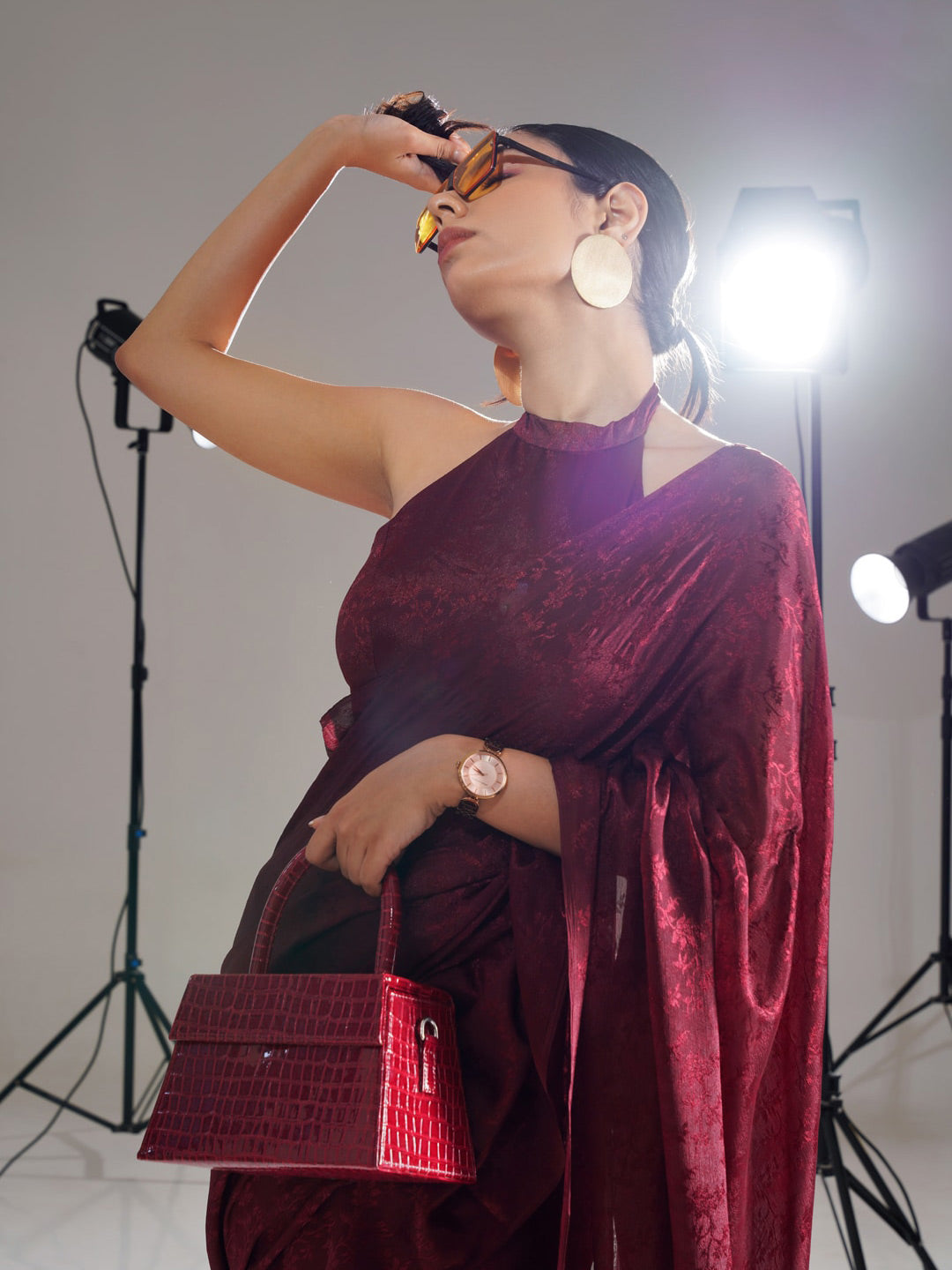 Tikhi Imli Maroon Woven Design Saree - Distacart