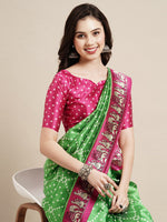 Thumbnail for Saree Mall Green & Fuchsia Bandhani Silk Blend Bandhani Sarees - Distacart