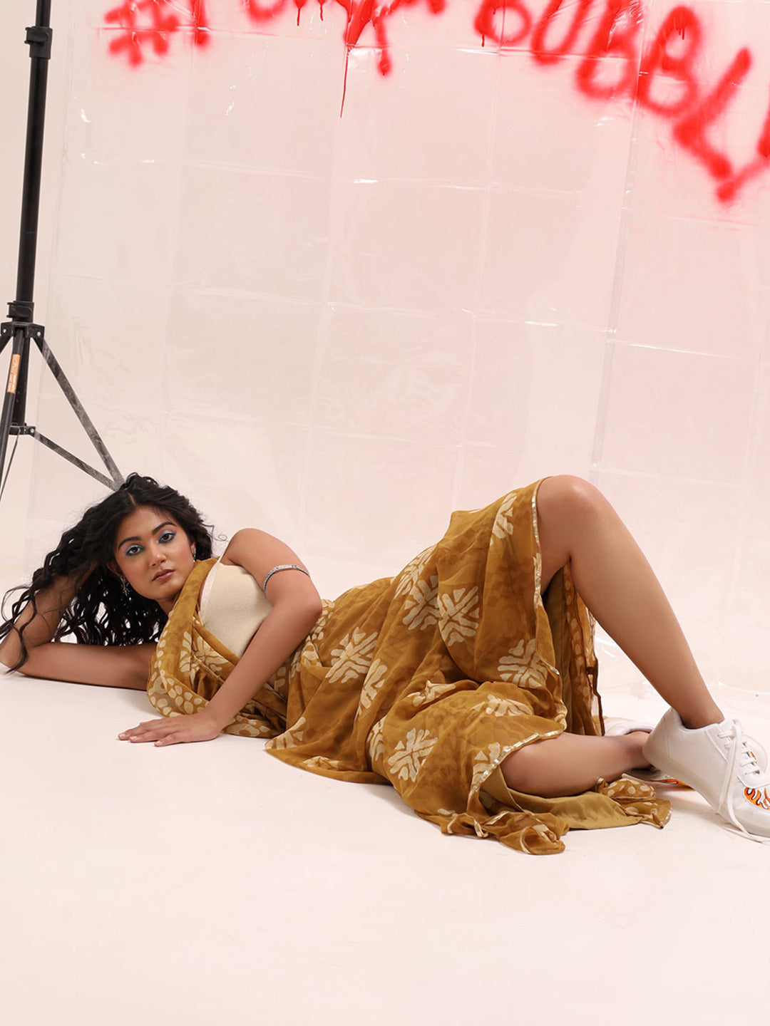 Tikhi Imli Batik Printed Georgette Saree - Distacart