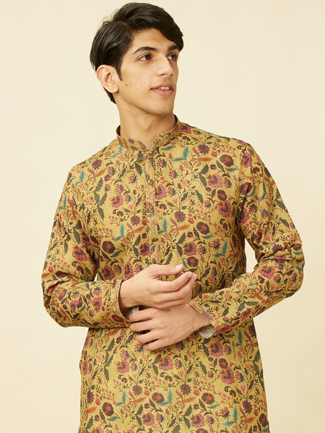 Manyavar Floral Printed Printed Mandarin Collar Thread Work Kurta & Pyjamas - Distacart