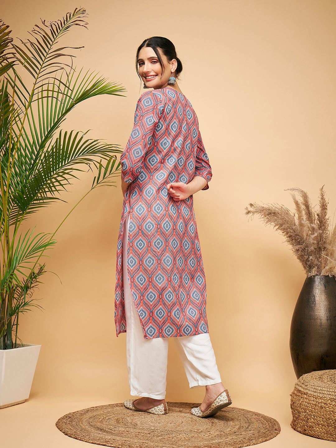 InWeave Women's Red Blue Ogee Print Gota Straight Kurta - Distacart