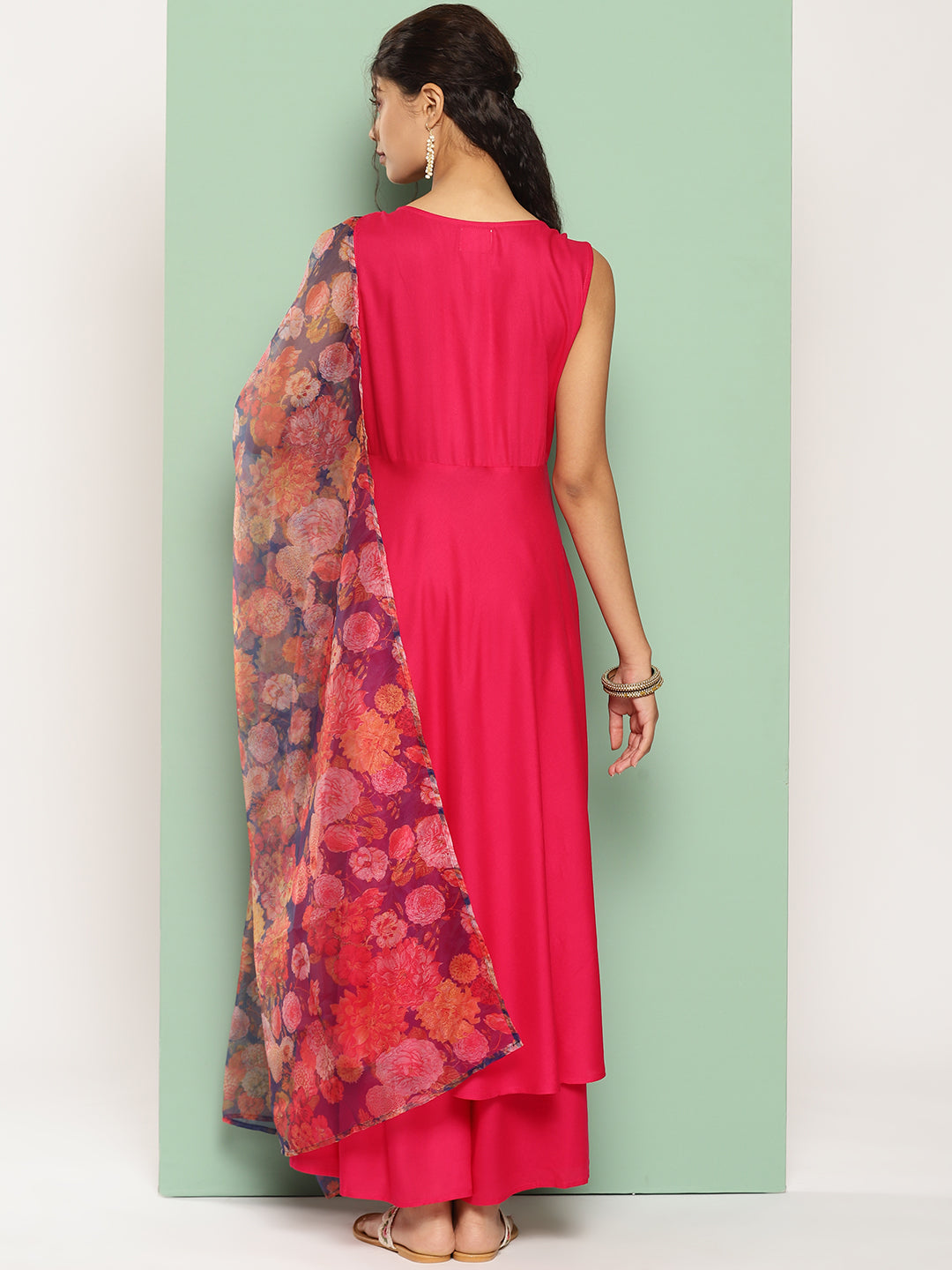 InWeave Women's Fuchsia Sleeveless Kurta Set W Navy Floral Or Dupatta - Distacart