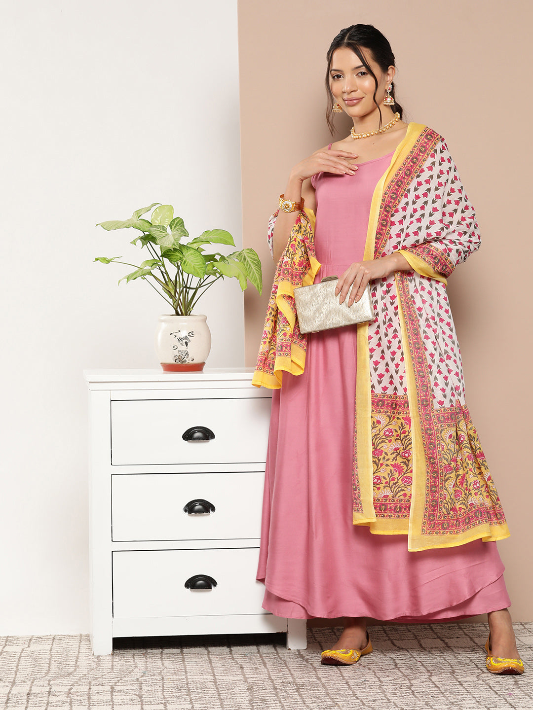 InWeave Women's Light Pink Ray Strappy Kurta Set With Printed Cotton Dupatta - Distacart