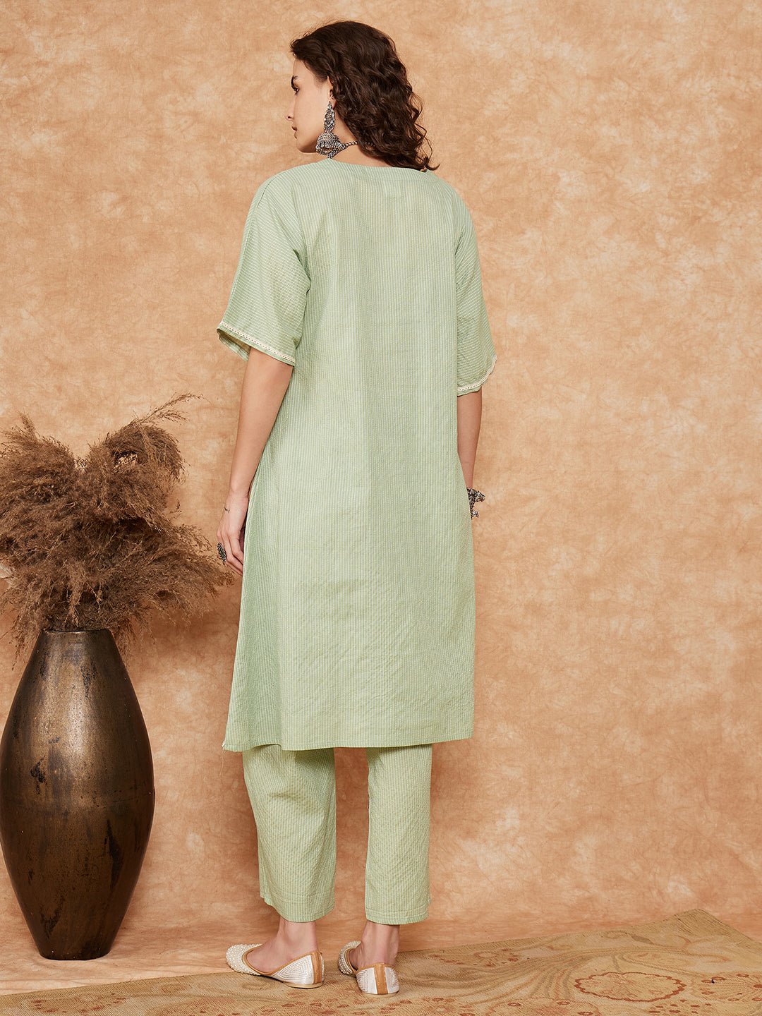 InWeave Women's Sage Green Kantha Lace Wrok Kimono Sleeve Kurta Set - Distacart
