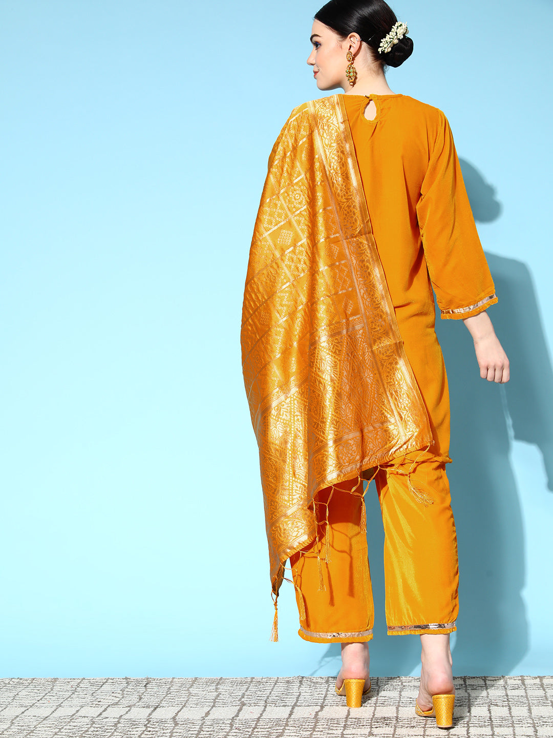 InWeave Women's Mustard Velvet Kurta Set With Mustard Gold Dupatta - Distacart