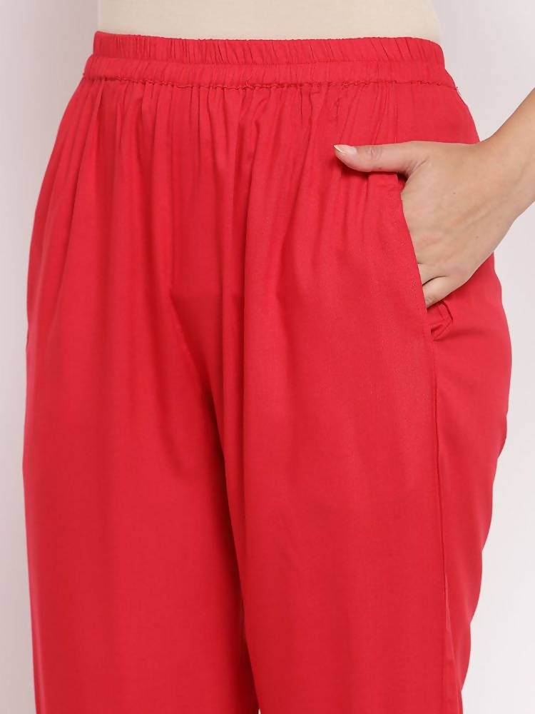 Myshka Women's Red Cotton Solid 3/4 Sleeve Square Neck Casual Kurta Pant Dupatta Set