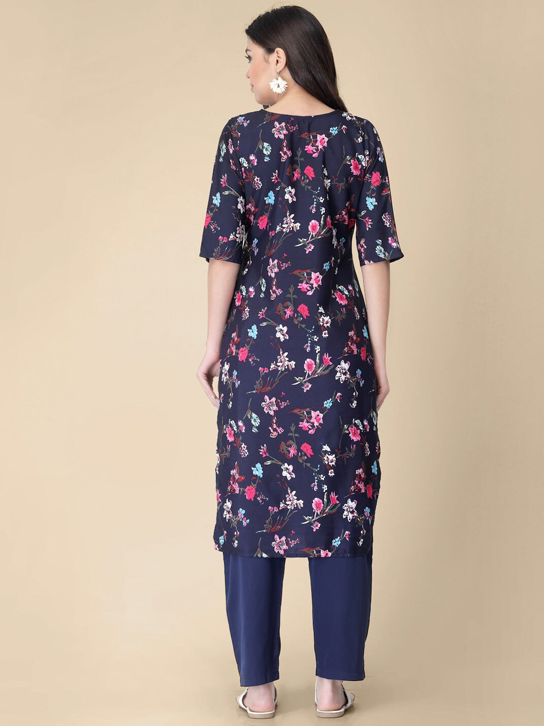 Kalini Floral Printed Regular Kurta with Trousers - Distacart