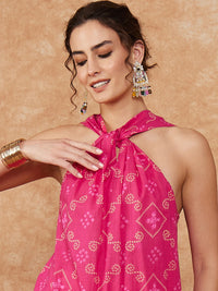 Thumbnail for InWeave Women's Fuchsia S Print Twisted Neckline Kurta Pant Set - Distacart