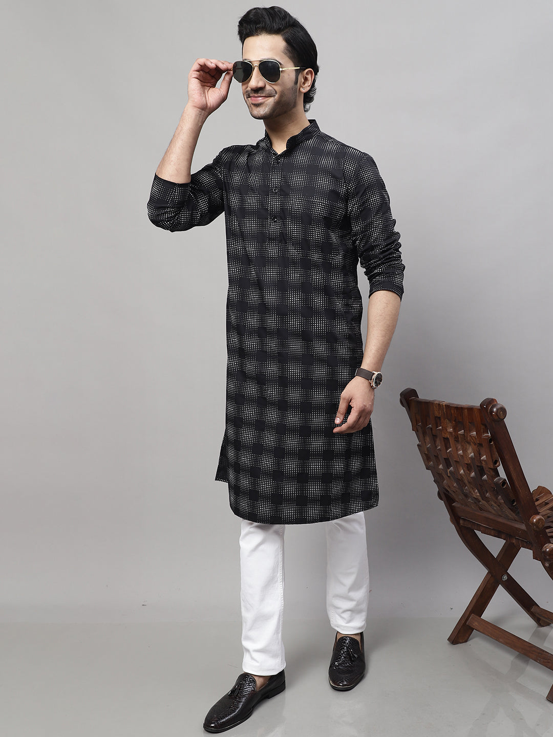Even Apparels Black Pure Cotton Kurta With Band Collar - Distacart