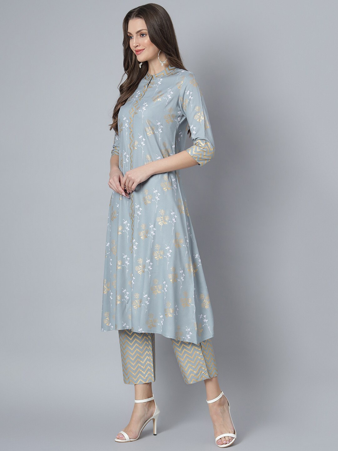 Khushal K Floral Printed Mandarin Collar Kurta with Palazzos - Distacart