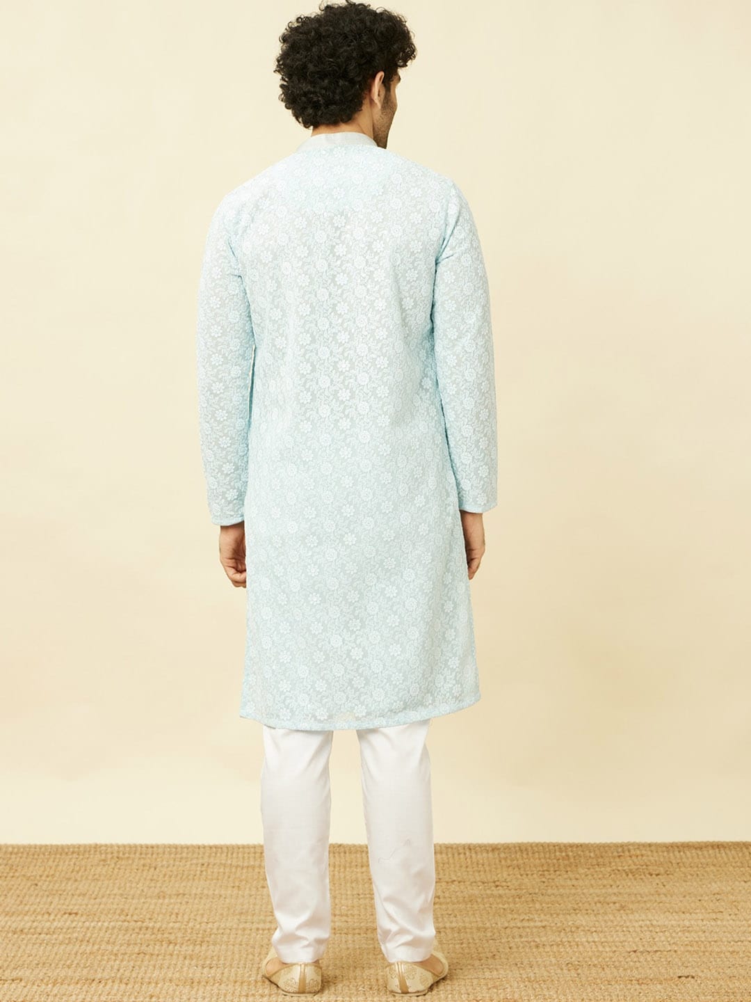Manyavar Floral Chikankari Embroidered Regular Thread Work Kurta With Pyjamas - Distacart