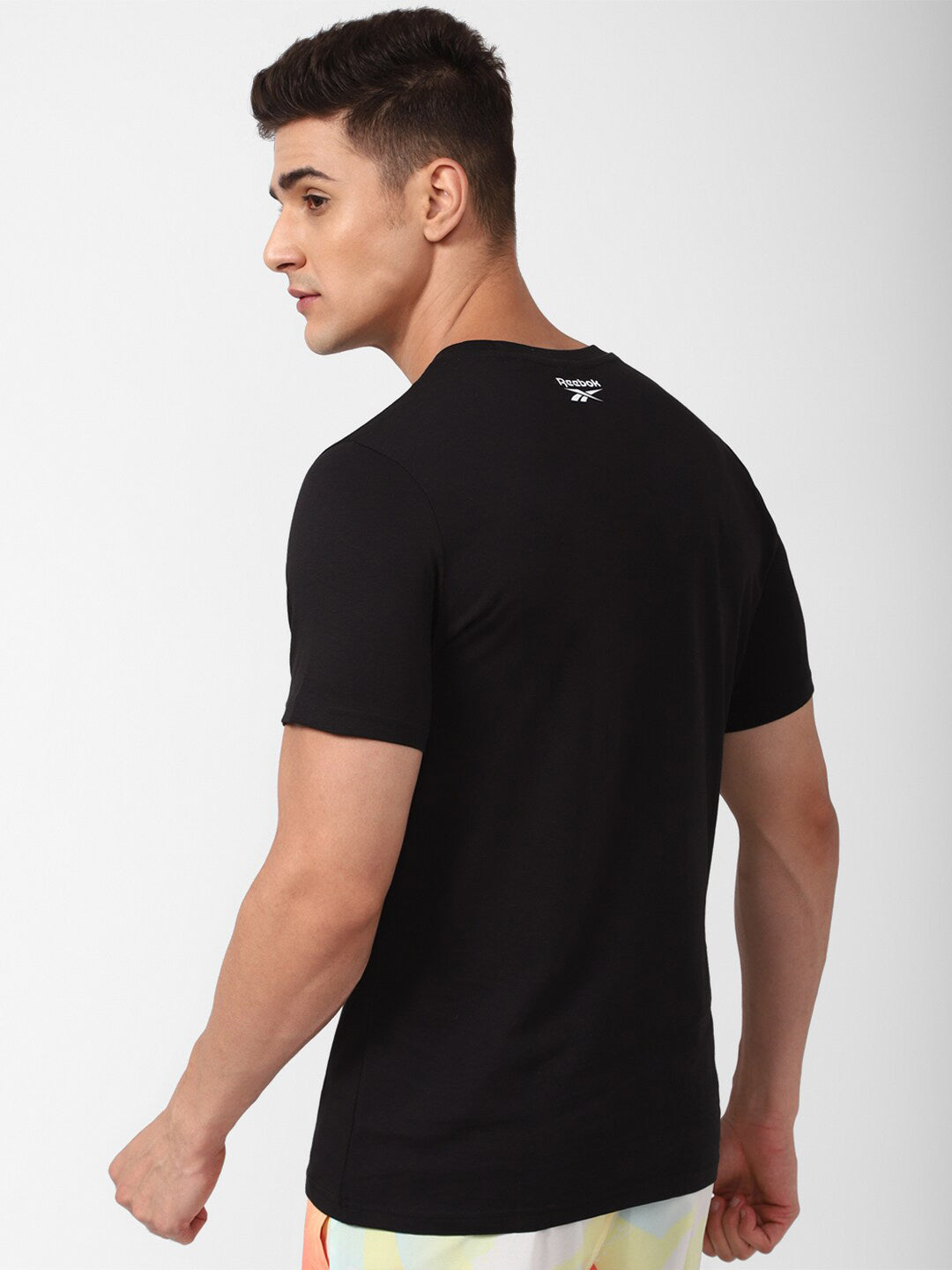 Reebok Men Prime Graphic Printed Pure Cotton T-Shirt - Distacart
