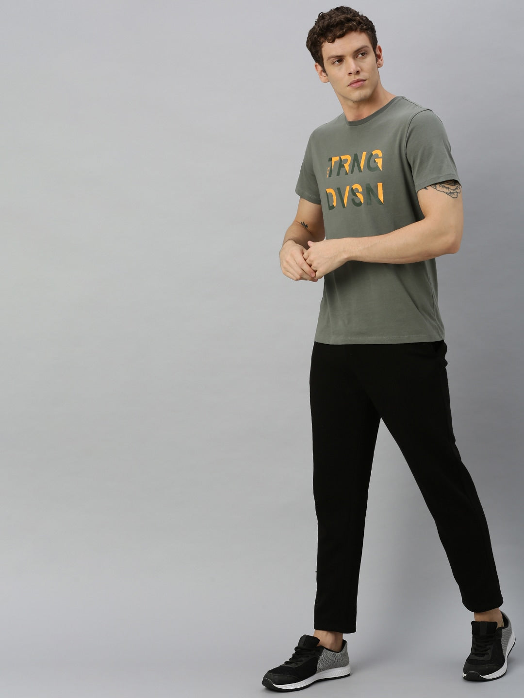 HRX by Hrithik Roshan Men Olive Green Printed Bio-Wash Training Tshirt - Distacart