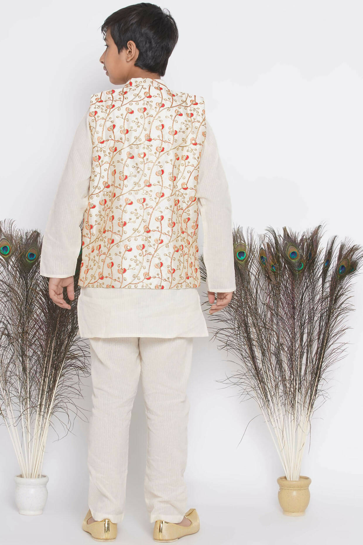 Little Bansi Banarsi Red Tulip Embroidery Jacket with Cotton Kantha kurta and Kantha Pyjama - Cream - Distacart