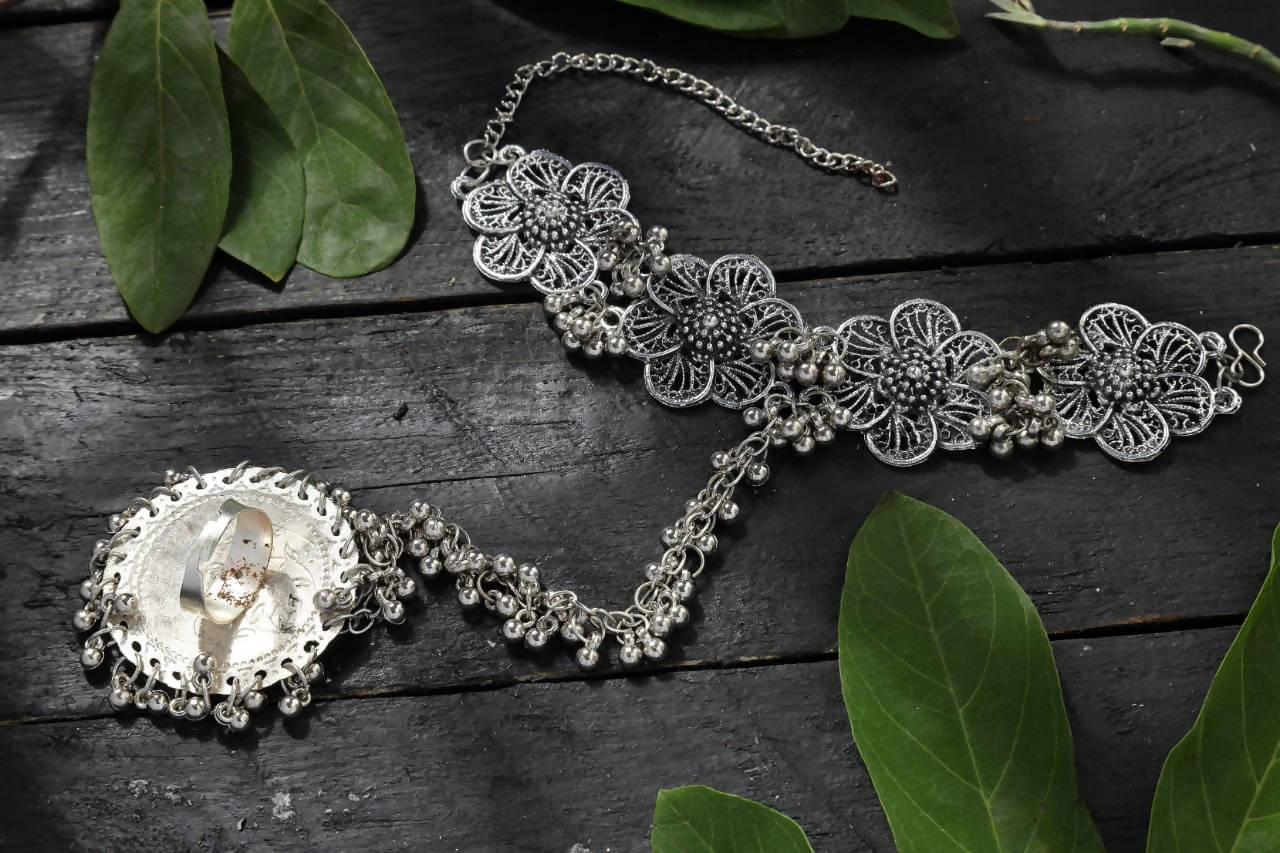 Mominos Fashion Oxidised Silver Plated Traditional Bracelet - Distacart