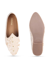 Thumbnail for Mochi Men Gold-Toned Ethnic Shoe-Style Sandals - Distacart
