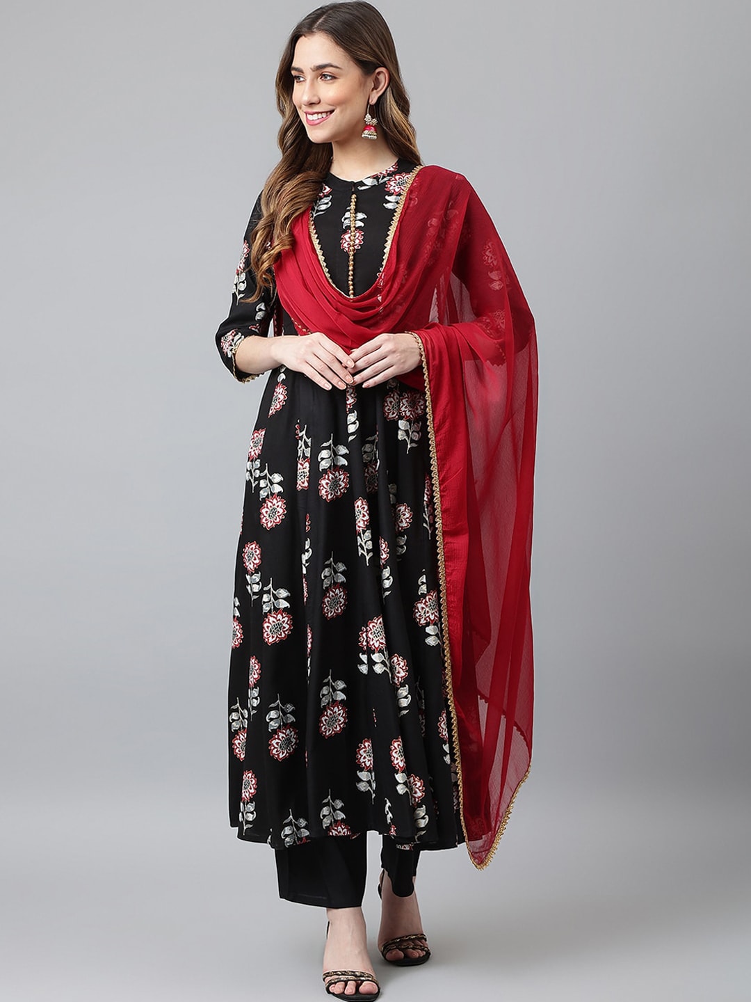 Khushal K Women Black Floral Printed Gotta Patti Kurta with Trousers & With Dupatta - Distacart