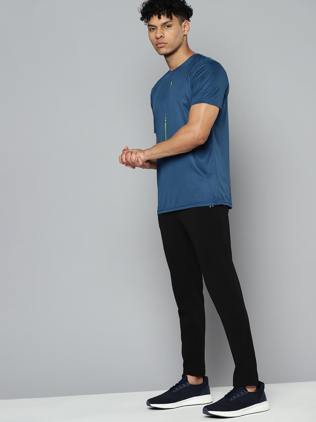HRX by Hrithik Roshan Printed Rapid-Dry Training or Gym T-shirt - Distacart